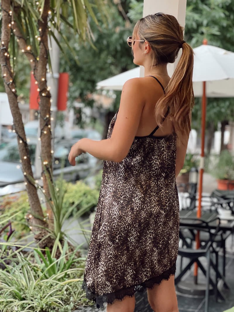 Vestido Slip Animal Print, espalda